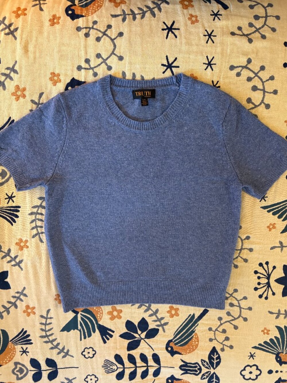 Truth by Republic short sleeved sweater blue heather size Large